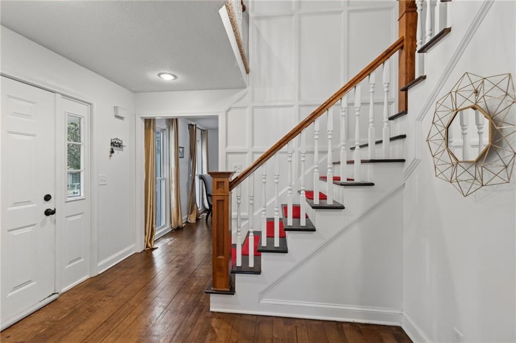 7416 N Wabash Avenue, Gladstone, MO: listing photo 3
