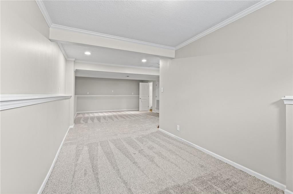 1100 Susan Street — photo 28