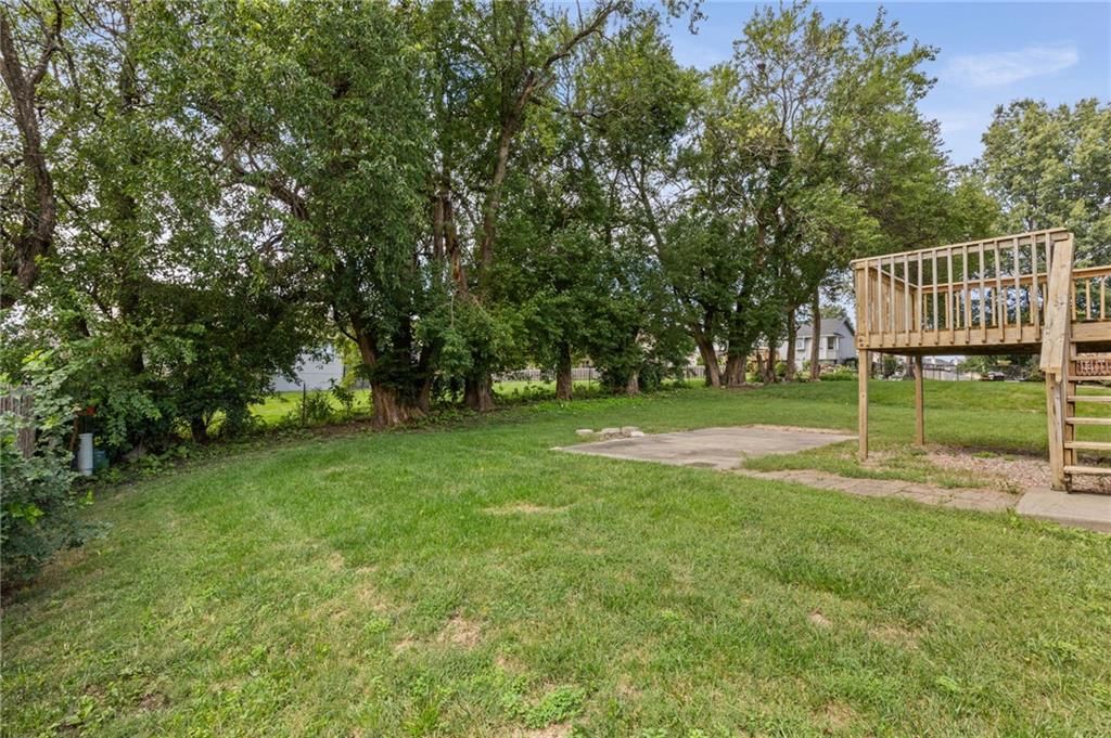 1100 Susan Street — photo 31