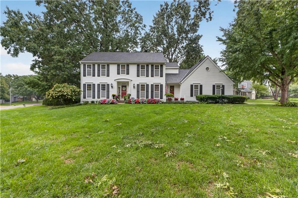12400 Sagamore Road, Leawood, KS