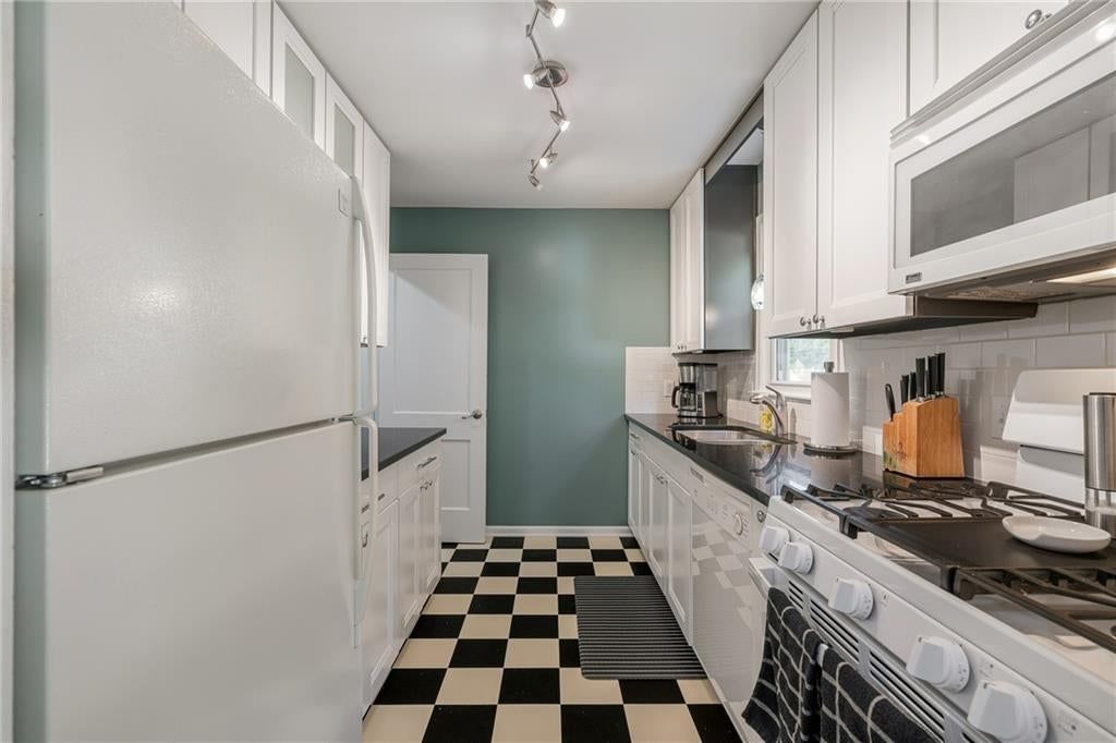 2308 NE 52nd Terrace — photo 10