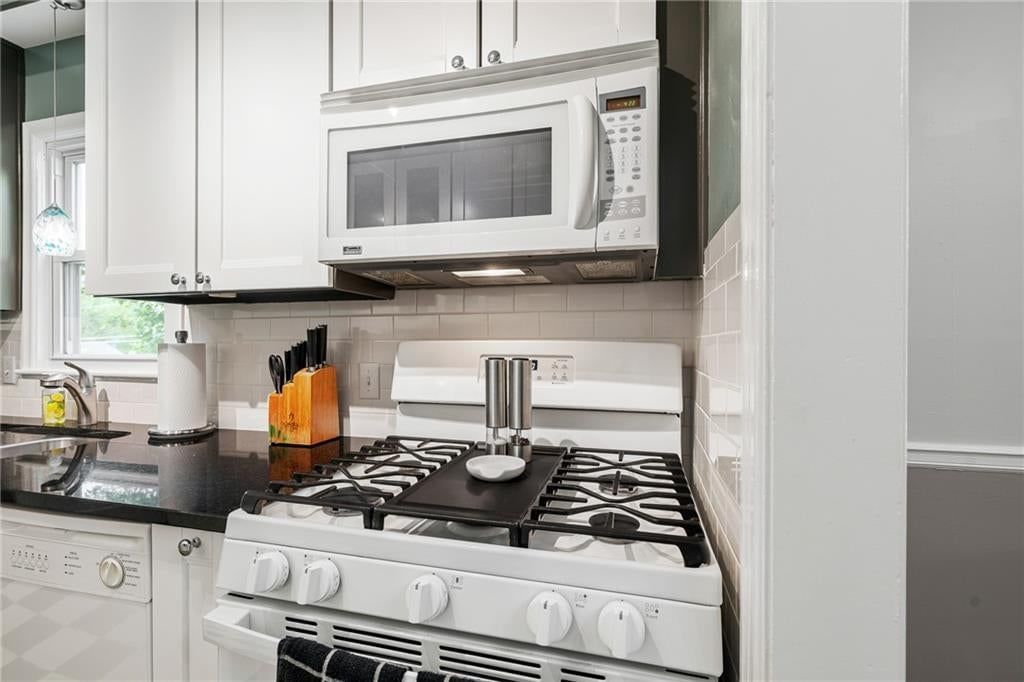 2308 NE 52nd Terrace — photo 14