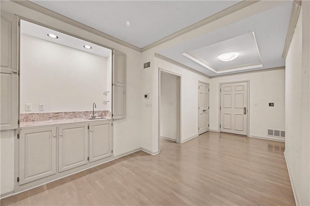 433 Ward Parkway — photo 15
