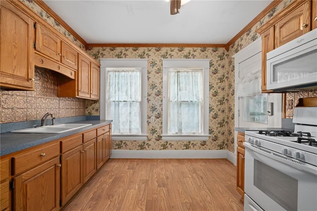 553 E Park Street — photo 13