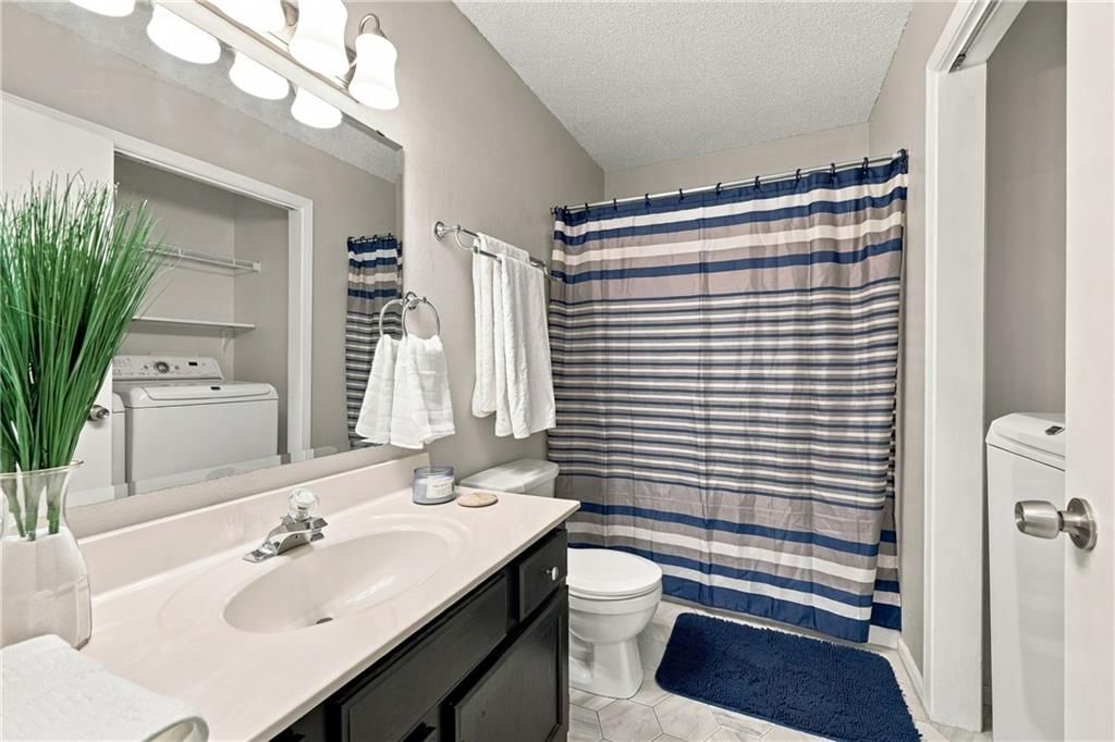 6003 NE Moonstone Drive — photo 16