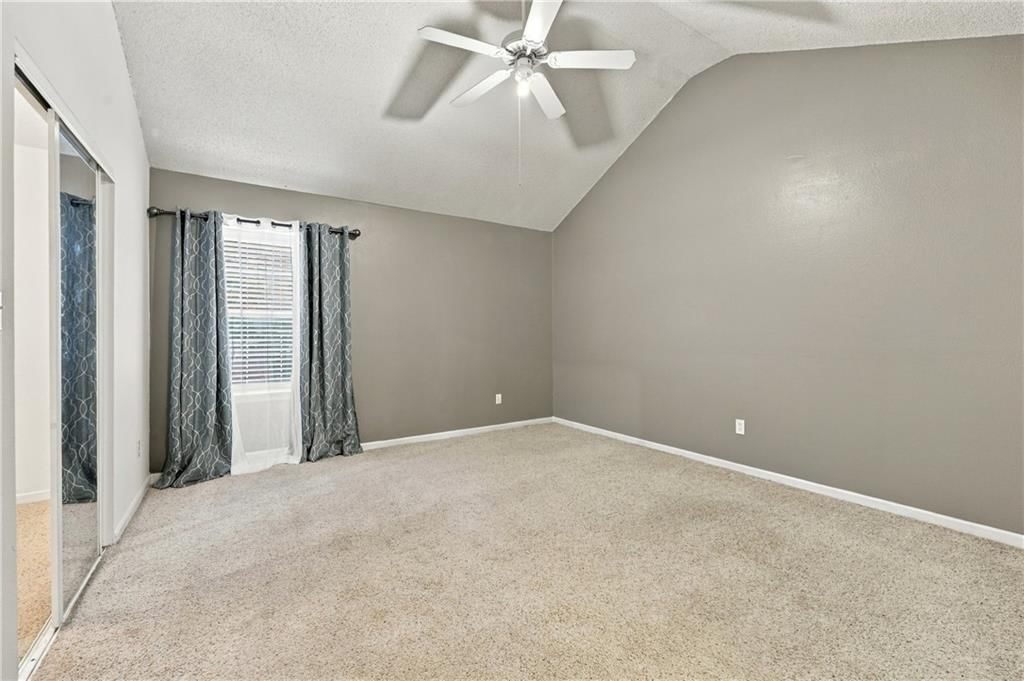 6003 NE Moonstone Drive — photo 18
