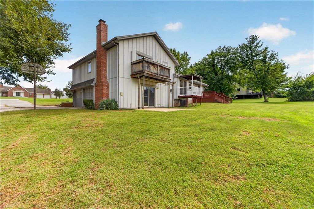 16600 Switzer Road — photo 58