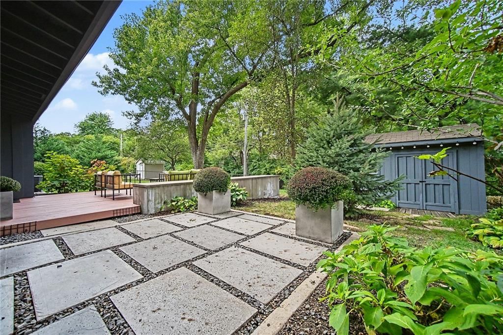 7704 Tomahawk Road — photo 31