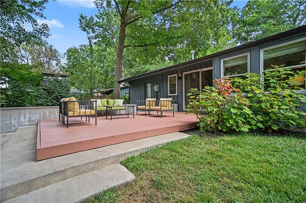 7704 Tomahawk Road — photo 34