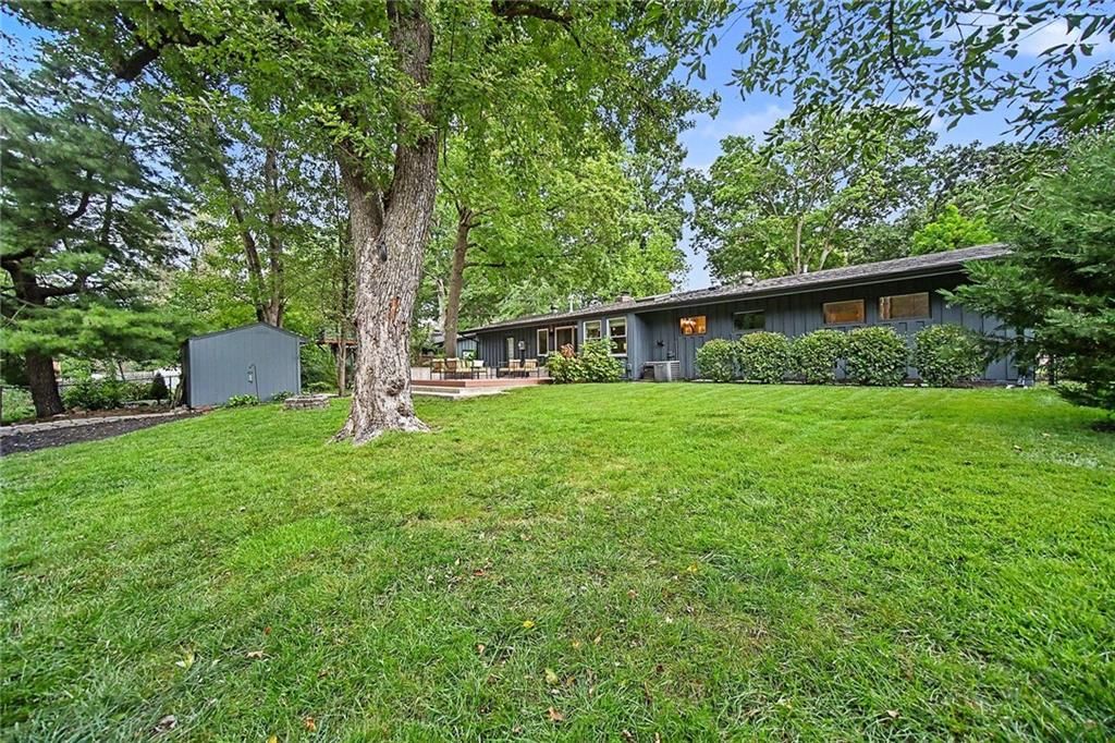 7704 Tomahawk Road — photo 35