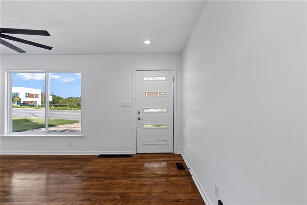 4709 W 75TH Street — photo 9