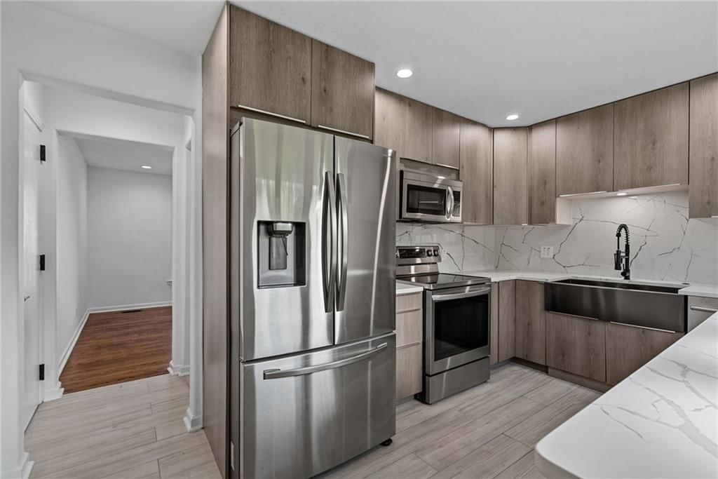 4709 W 75TH Street — photo 16