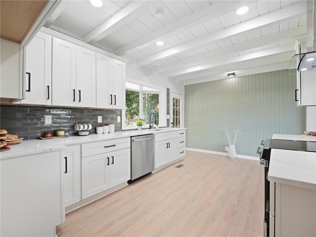 980 NW South Shore Drive — photo 14