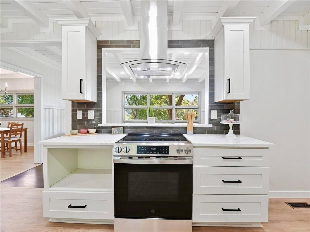 980 NW South Shore Drive — photo 22