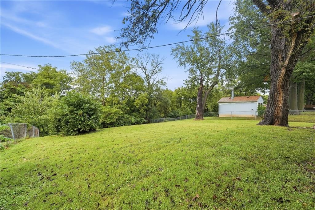 3238 N Chippewa Drive — photo 37