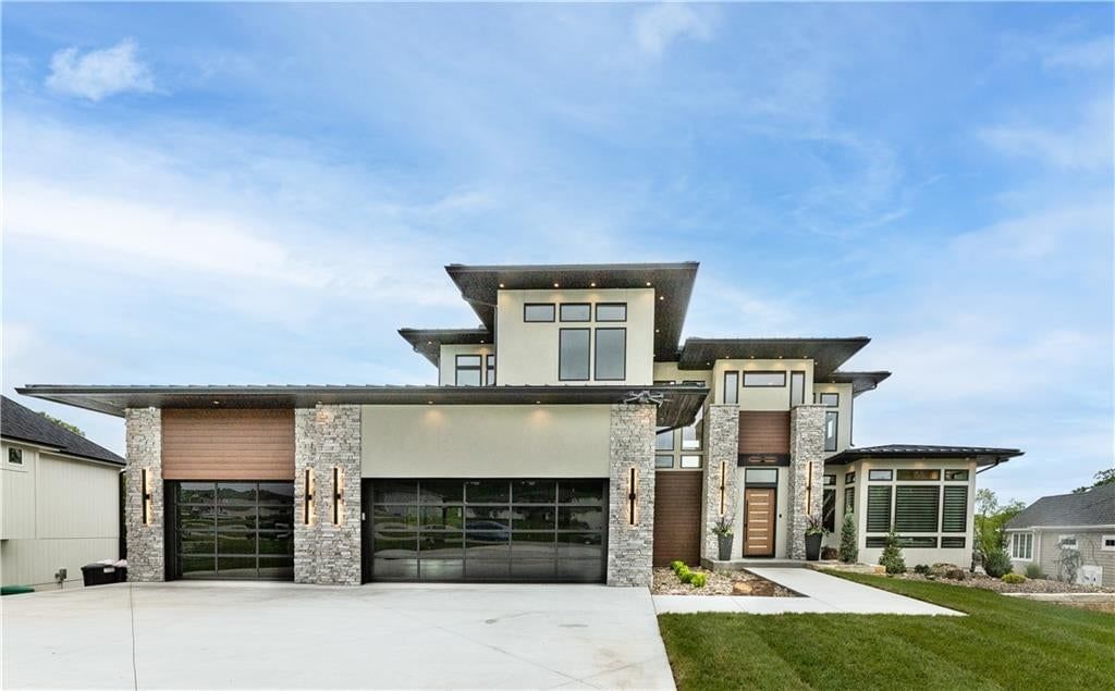 15 Buffalo Ridge Drive — photo 1