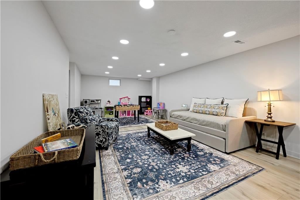 11915 CHEROKEE Lane — photo 41