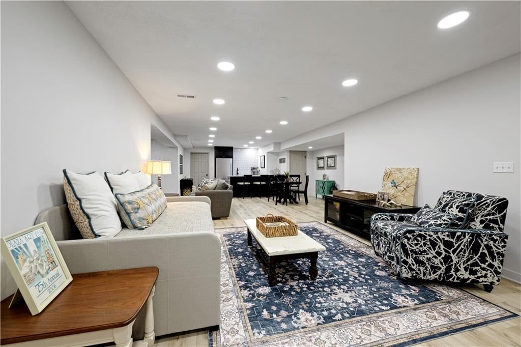 11915 CHEROKEE Lane — photo 42