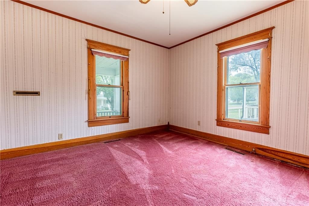 210 E Shawnee Street — photo 15