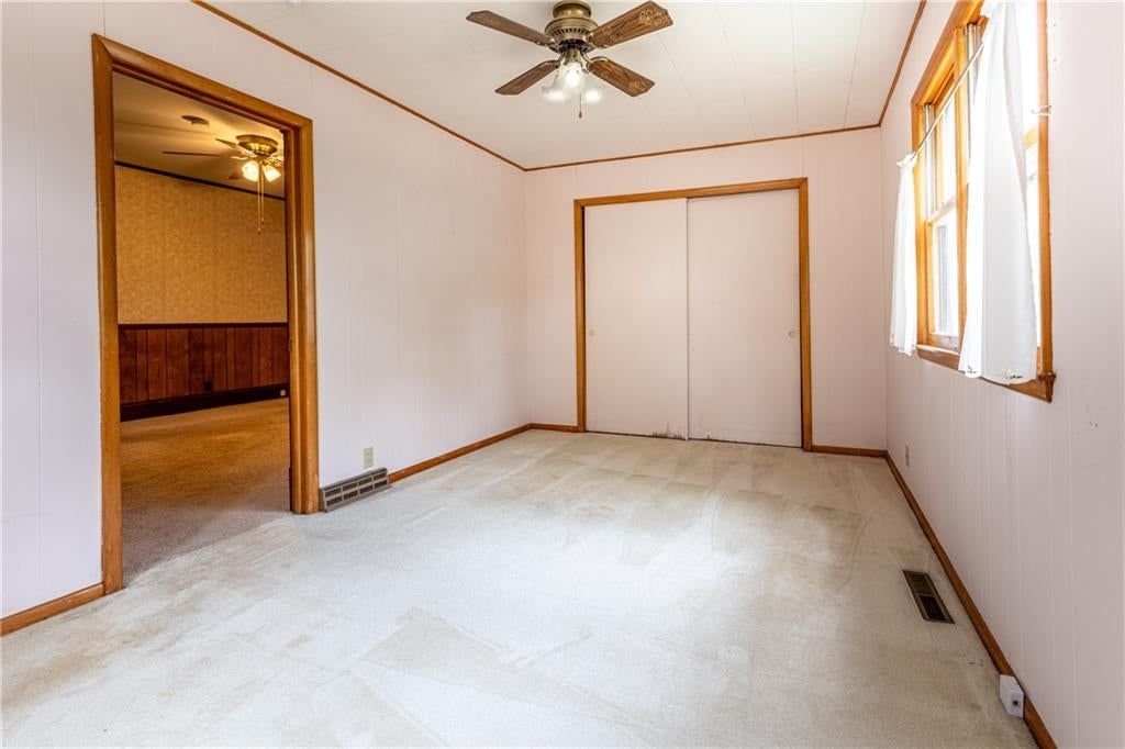 210 E Shawnee Street — photo 17