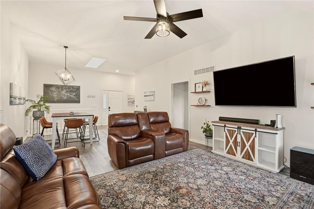 15410 Floyd Street — photo 8