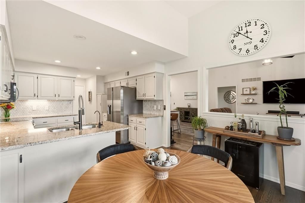 15410 Floyd Street — photo 15