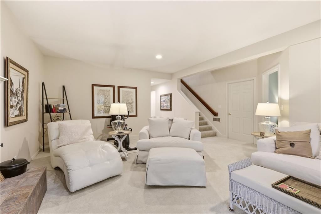 10330 S Clubside Court — photo 28