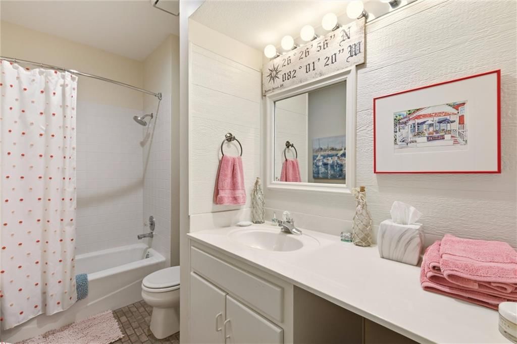 10330 S Clubside Court — photo 29