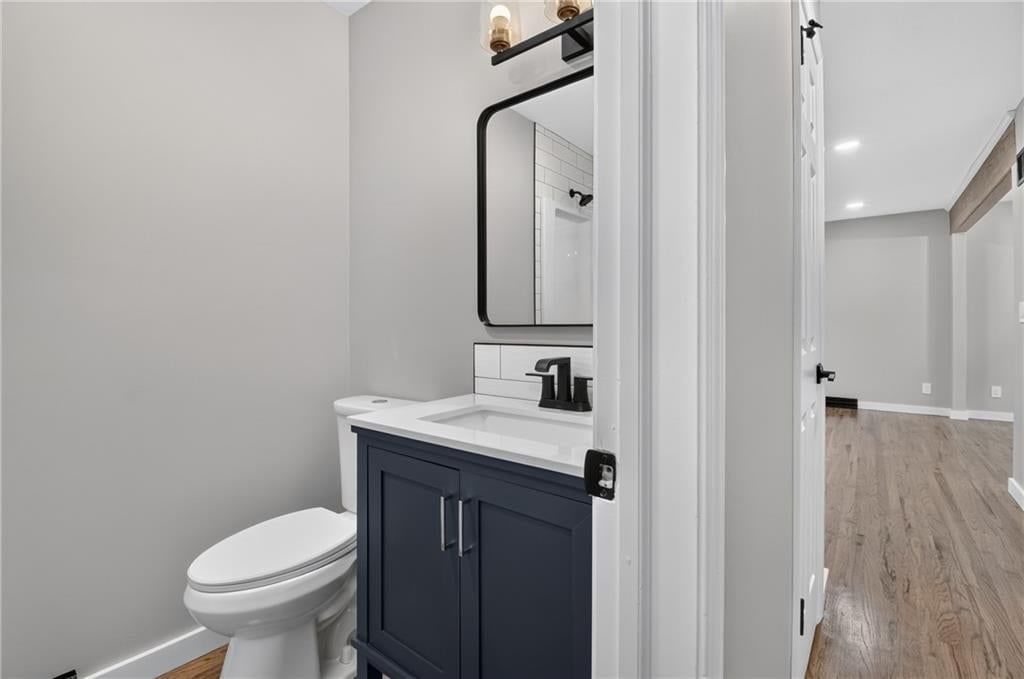 605 NE Ash Street — photo 31