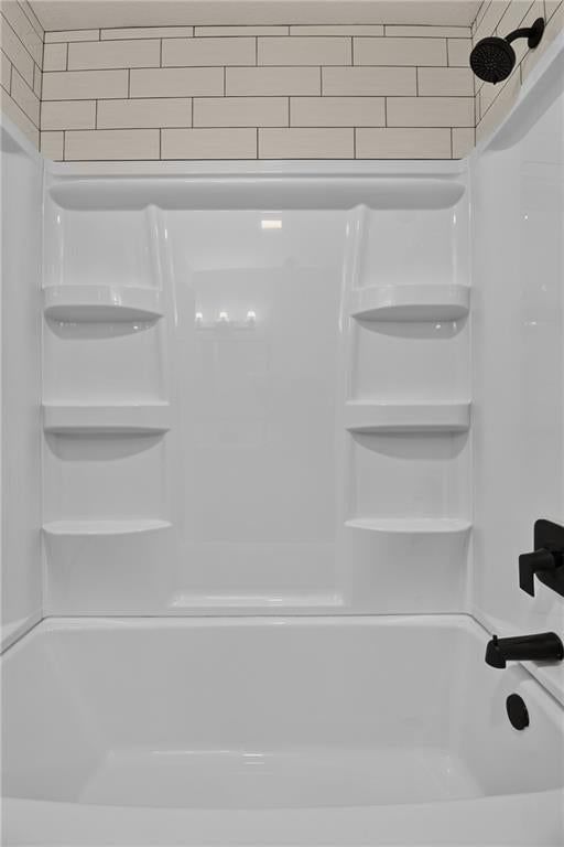 605 NE Ash Street — photo 33