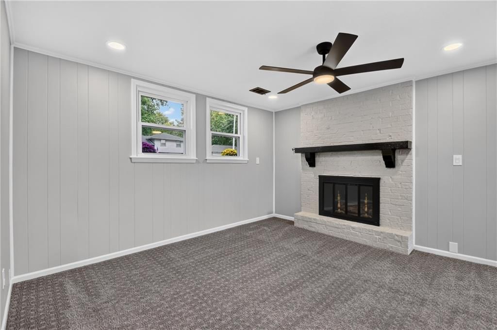 605 NE Ash Street — photo 36