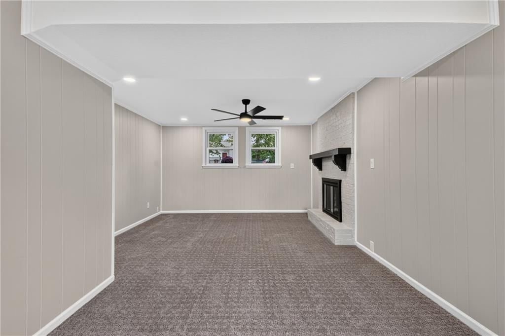 605 NE Ash Street — photo 39