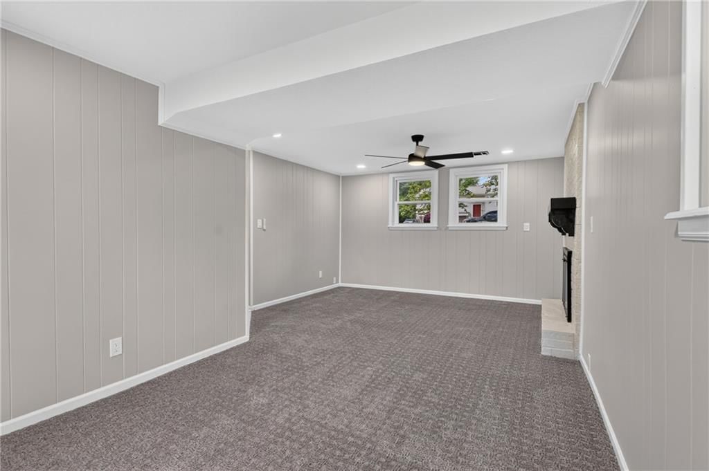 605 NE Ash Street — photo 40