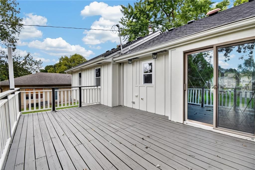 605 NE Ash Street — photo 44
