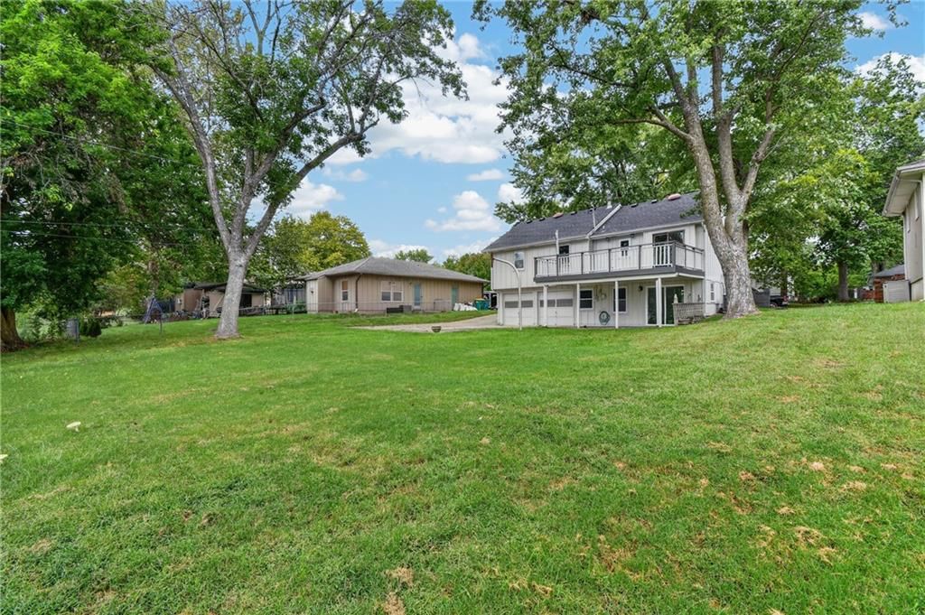 605 NE Ash Street — photo 46