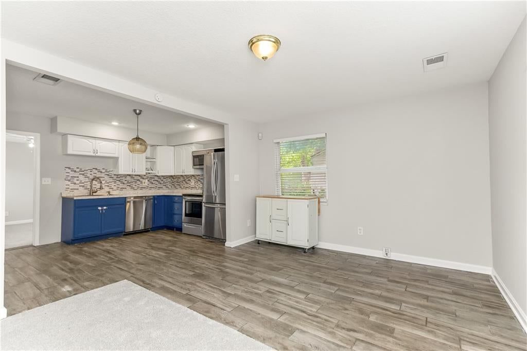5201 Forest Avenue — photo 7