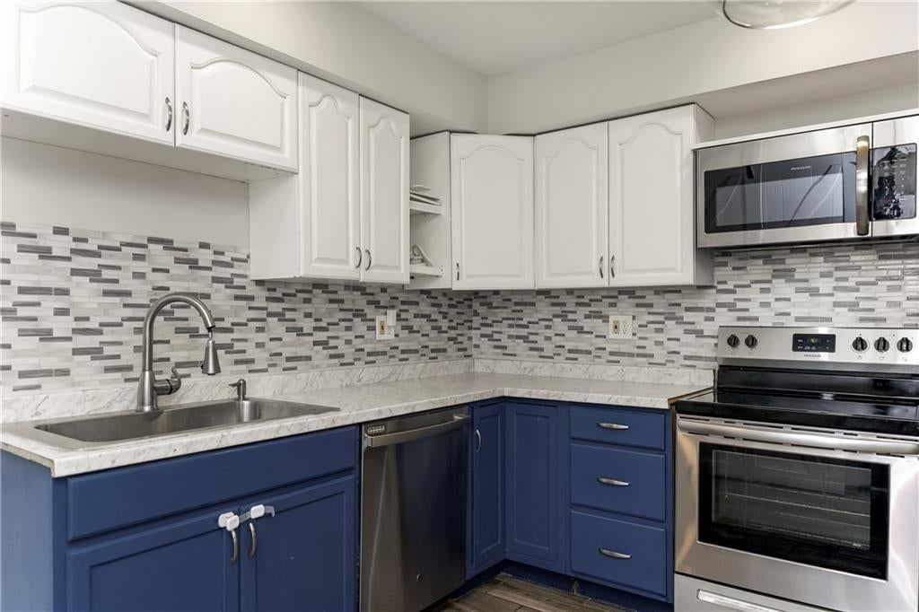 5201 Forest Avenue — photo 10