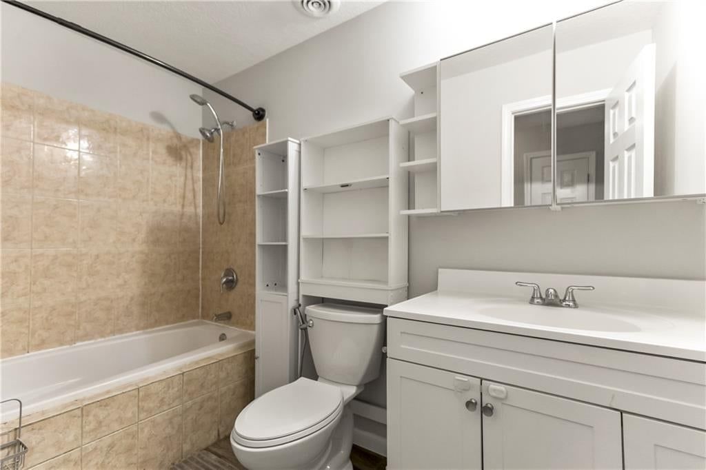5201 Forest Avenue — photo 16