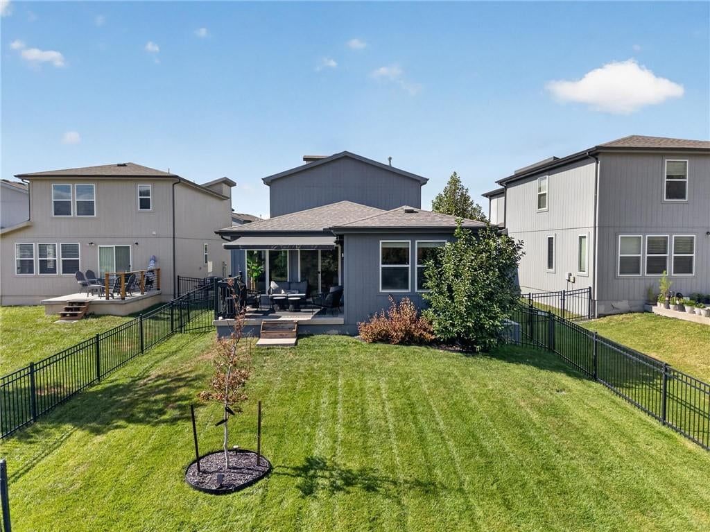 18065 Hauser Street — photo 47