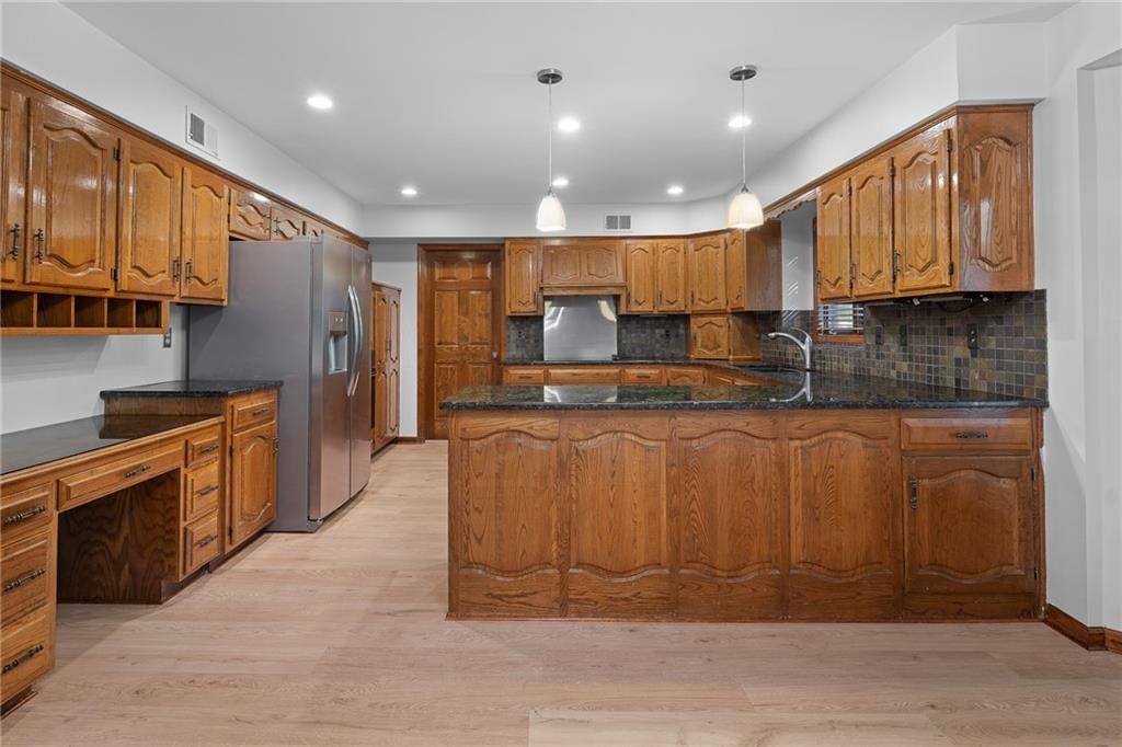 14744 S Village Drive — photo 15