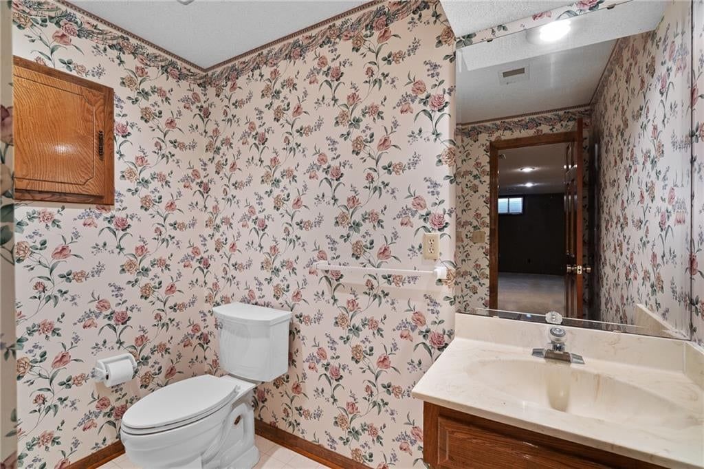 14744 S Village Drive — photo 30