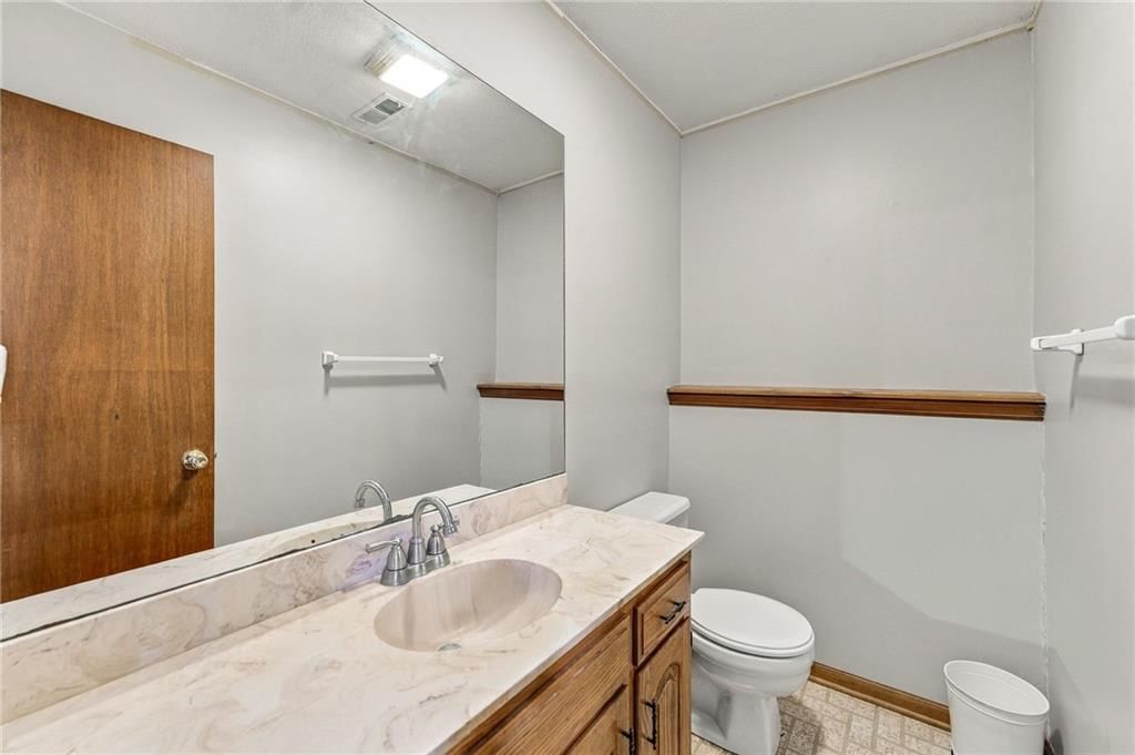 9223 W 49th Terrace — photo 27