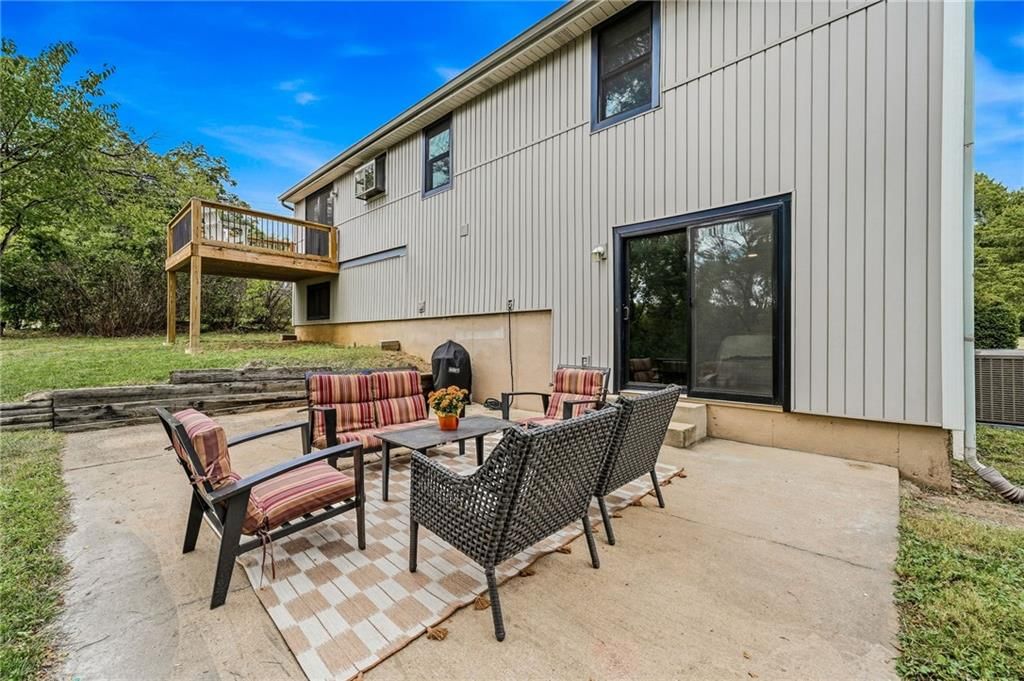 9223 W 49th Terrace — photo 30