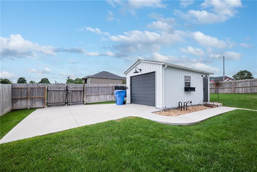 933 N Cottonwood Court — photo 33