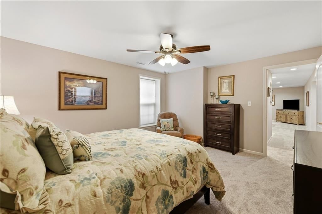 2633 Kensington Place — photo 34