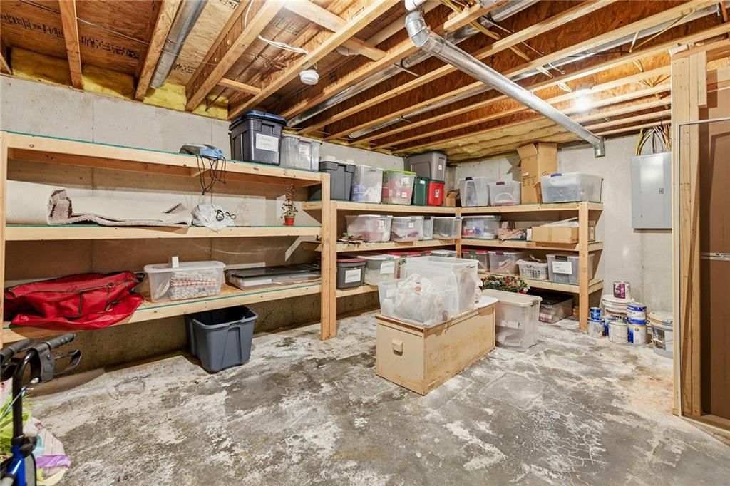 2633 Kensington Place — photo 35