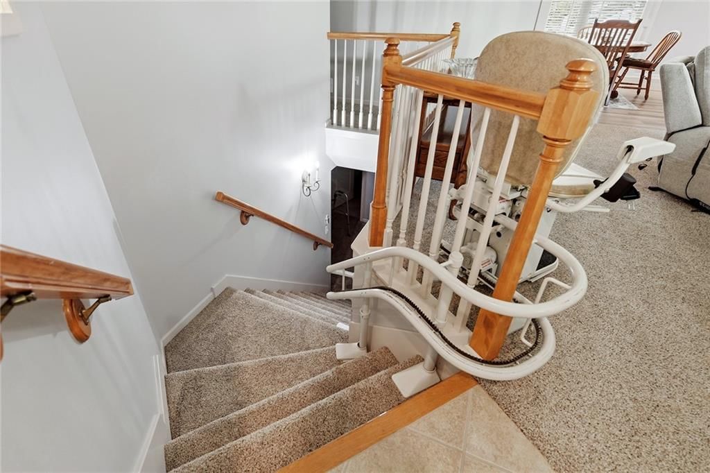2633 Kensington Place — photo 36