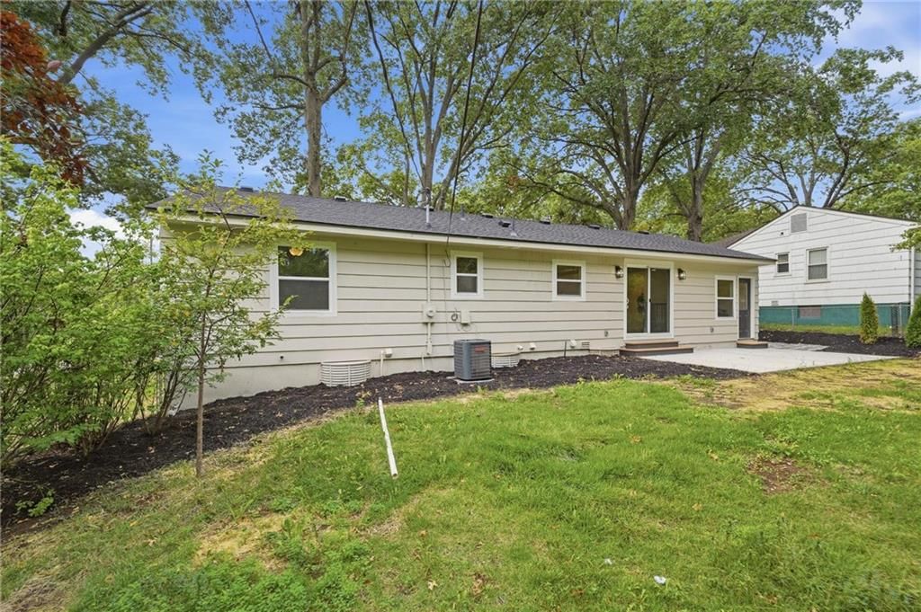5600 W 101 Terrace — photo 37
