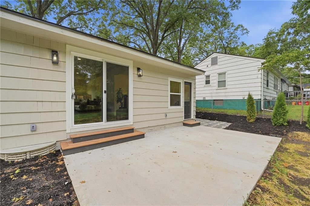 5600 W 101 Terrace — photo 39