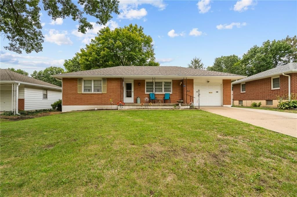 13213 E 44th Street S, Independence, MO